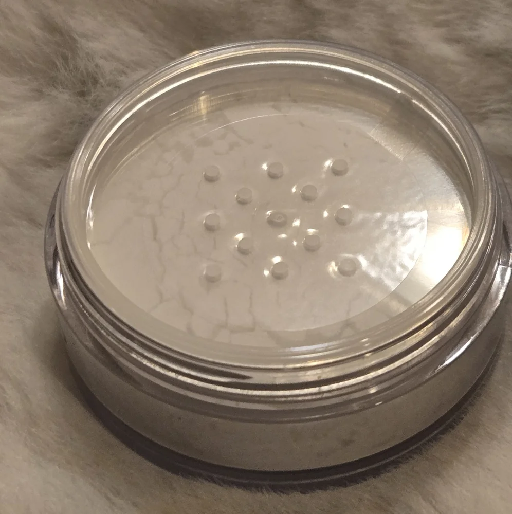 Anastasia Beverly Hills Translucent Loose Setting Powder